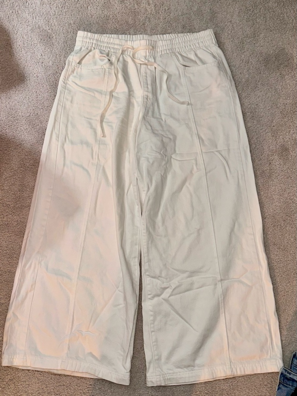 Universal Thread Men's Wide-Leg Drawstring Jeans - White Cream